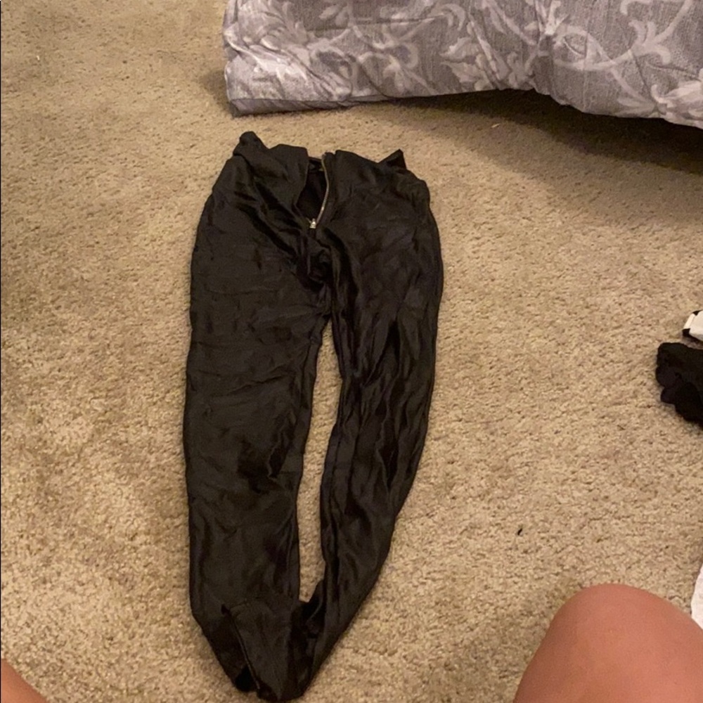 Leather leggings